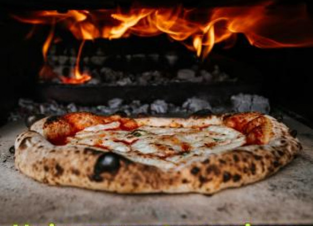 D Pizzas au Bar Le Hangar